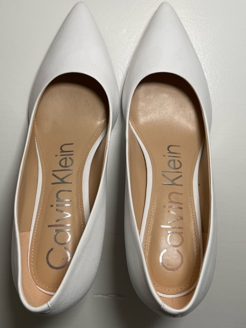 Calvin Klein Gayle Pumps in White Leather - Picture 6 of 9